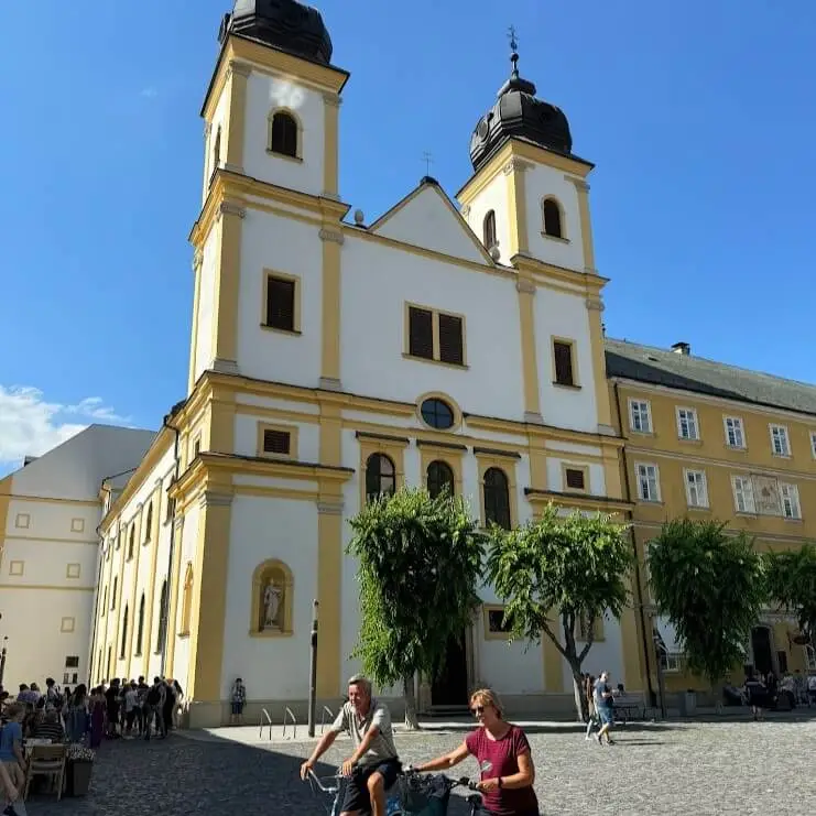 Self-guided cycling holiday — from the Danube to Malá Fatra — photo 2